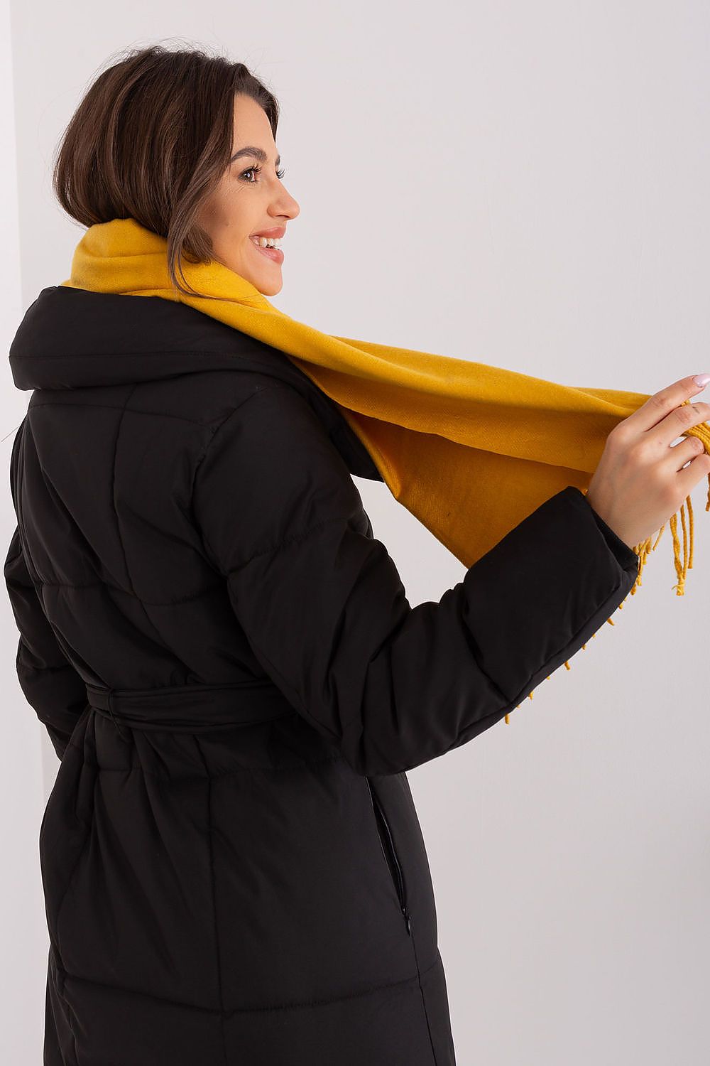 Shawl model 187614 AT
