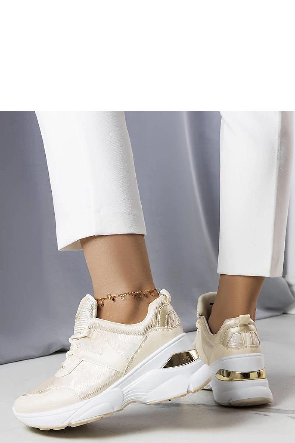 Sneakers model 207970 Solea