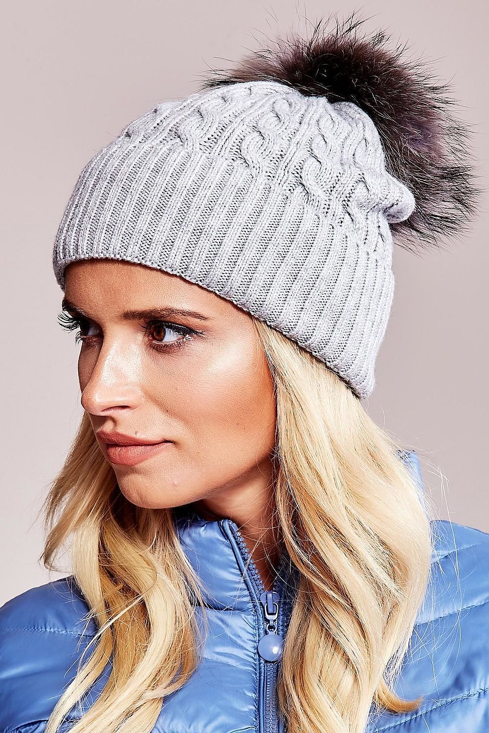 Cap model 208261 AT