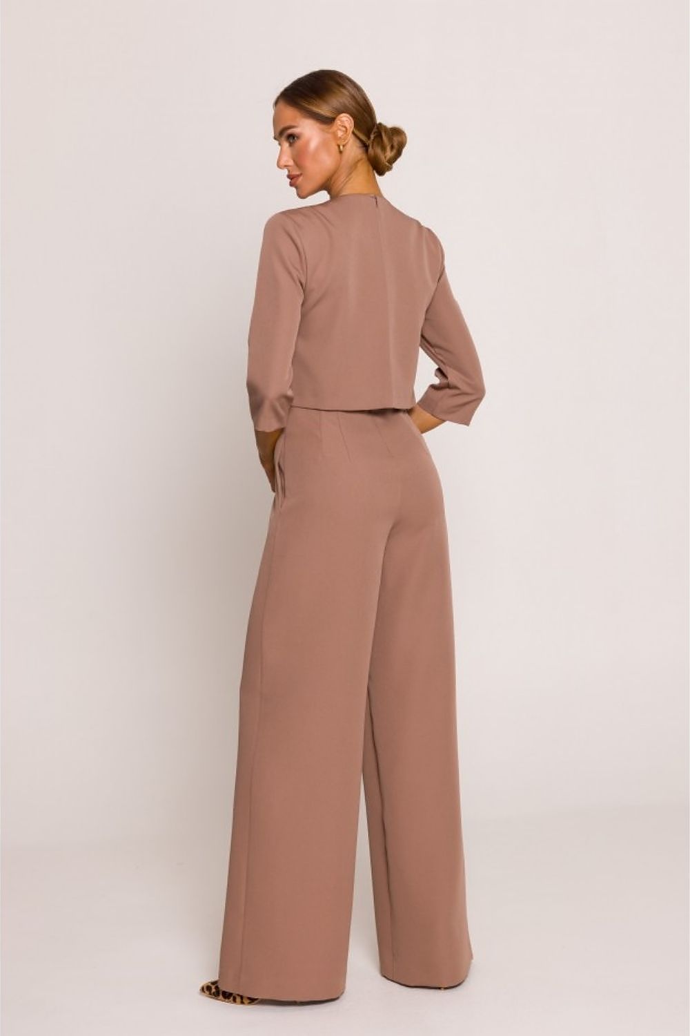 Suit model 232864 Moe
