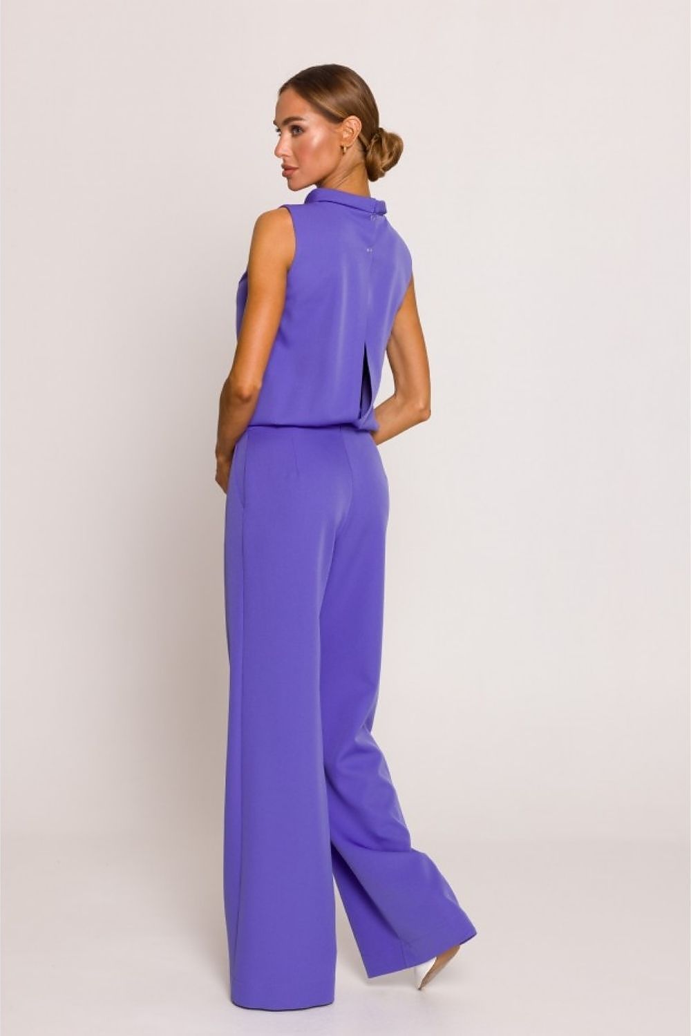 Suit model 232871 Moe