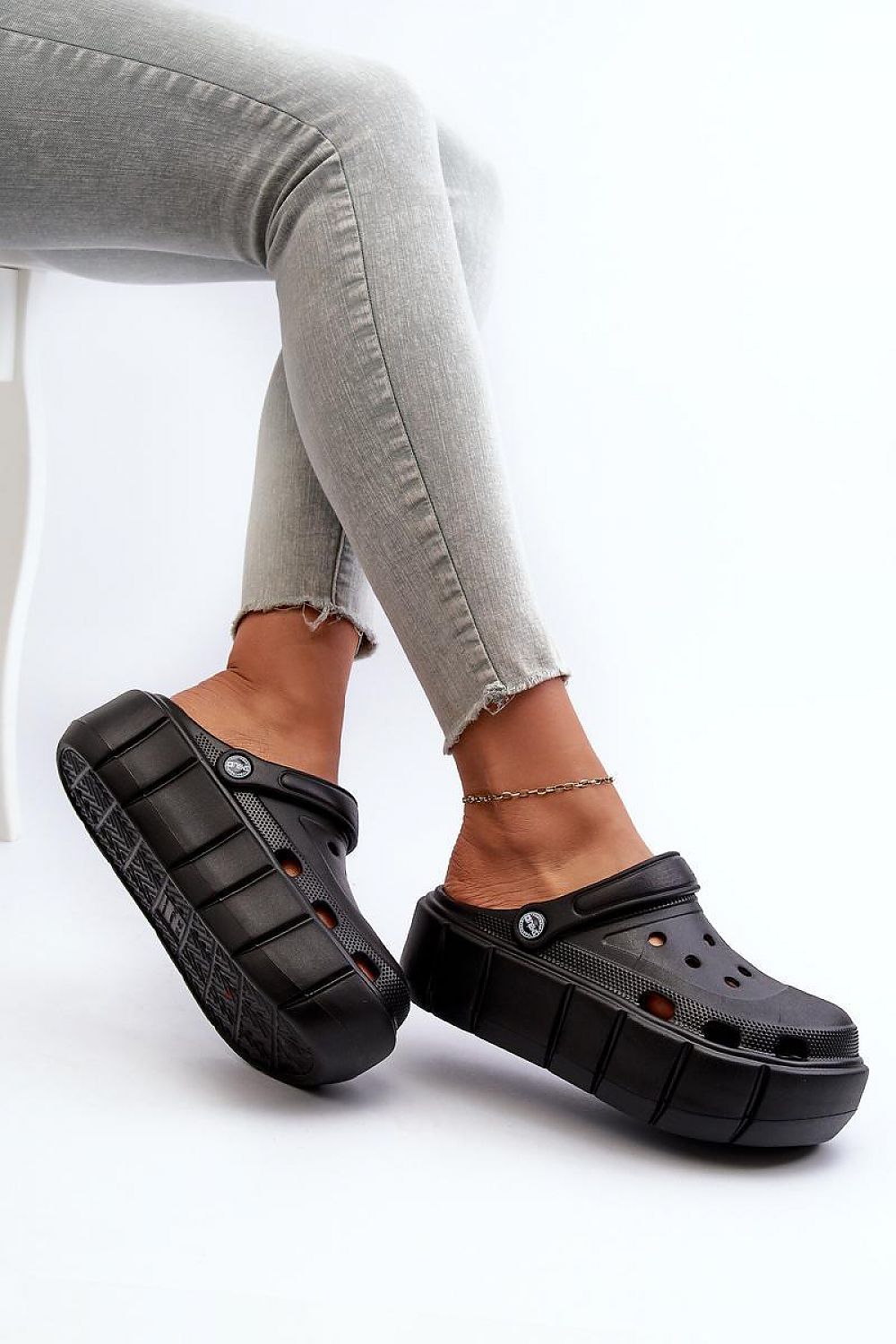  Flip-flops model 197243 Step in style 